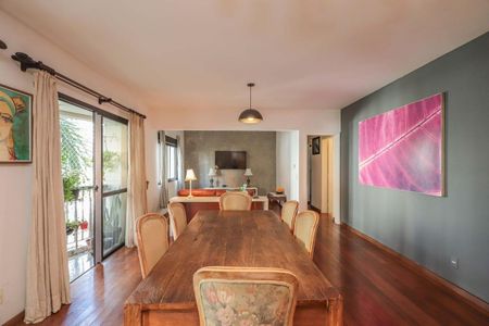 Apartamento à venda com 147m², 3 quartos e 3 vagas