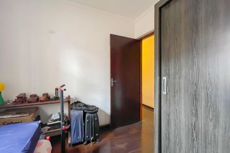Casa à venda com 180m², 2 quartos e 2 vagas Casa à venda com 180m², 2 quartos e 2 vagasQuarto 2