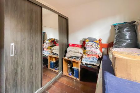 Casa à venda com 180m², 2 quartos e 2 vagas Casa à venda com 180m², 2 quartos e 2 vagasQuarto 2