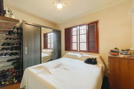 Casa à venda com 180m², 2 quartos e 2 vagas Casa à venda com 180m², 2 quartos e 2 vagasQuarto 1