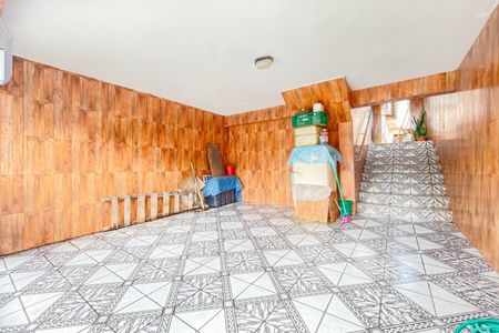 Garagem de casa à venda com 2 quartos, 180m² em Cidade São Francisco, São Paulo