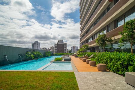 Apartamento à venda com 45m², 1 quarto e 1 vaga Apartamento à venda com 45m², 1 quarto e 1 vagaÁrea comum - Piscina