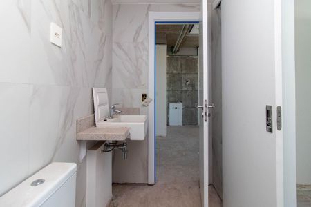 Banheiro de apartamento à venda com 1 quarto, 45m² em Praia de Belas, Porto Alegre