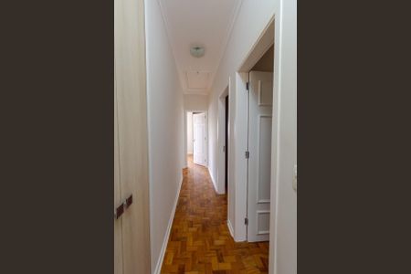 Casa de condomínio à venda com 425m², 4 quartos e 7 vagas