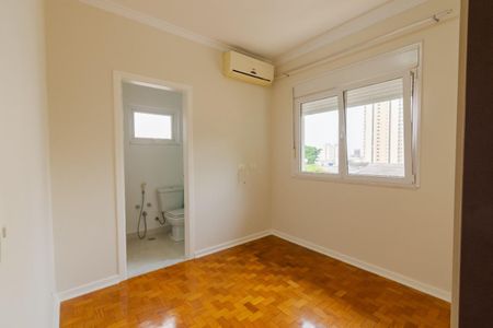 Casa de condomínio à venda com 425m², 4 quartos e 7 vagas