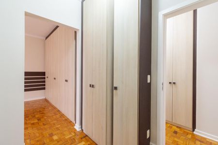 Casa de condomínio à venda com 425m², 4 quartos e 7 vagas