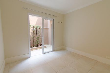 Casa de condomínio à venda com 425m², 4 quartos e 7 vagas