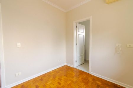 Casa de condomínio à venda com 425m², 4 quartos e 7 vagas