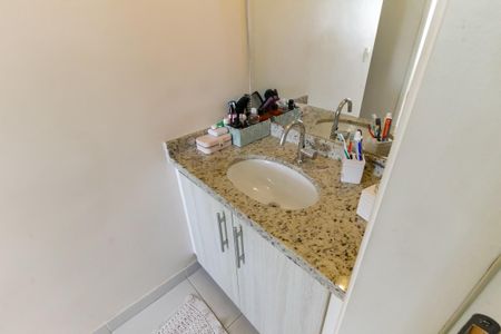 Apartamento à venda com 54m², 2 quartos e 1 vaga Apartamento à venda com 54m², 2 quartos e 1 vagaBanheiro