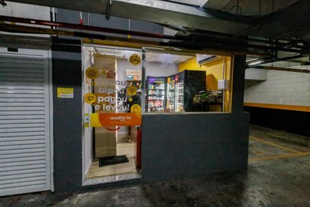Apartamento à venda com 54m², 2 quartos e 1 vaga Apartamento à venda com 54m², 2 quartos e 1 vagaMercado
