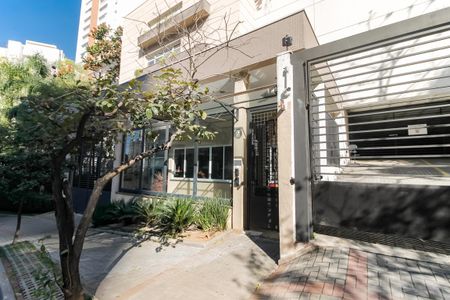 Apartamento à venda com 54m², 2 quartos e 1 vaga Apartamento à venda com 54m², 2 quartos e 1 vagaFachada e portaria
