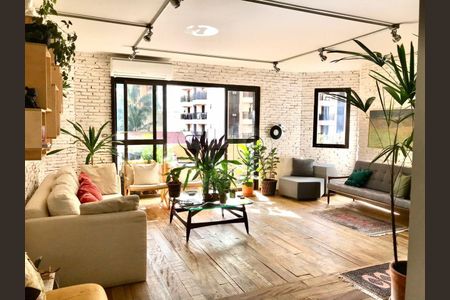 Apartamento à venda com 3 quartos, 160m² em Cerqueira César, São Paulo