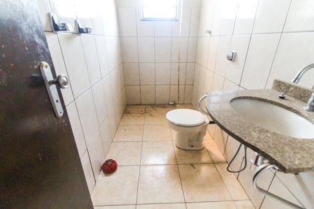 Casa para alugar com 152m², 3 quartos e 1 vaga Casa para alugar com 152m², 3 quartos e 1 vagaBanheiro Casa 1