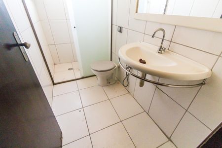 Casa para alugar com 152m², 3 quartos e 1 vaga Casa para alugar com 152m², 3 quartos e 1 vagaBanheiro Social Casa 2
