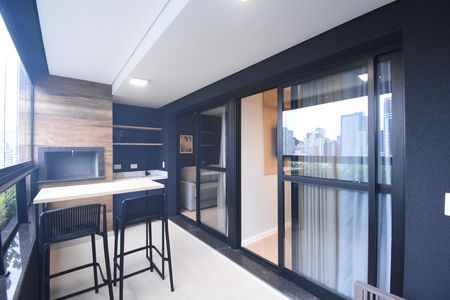 Apartamento para alugar com 43m², 1 quarto e 1 vagaSacada 
