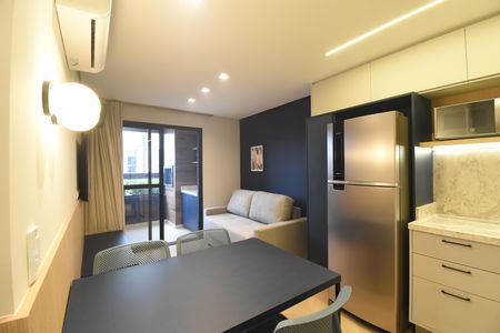 Studio de apartamento para alugar com 1 quarto, 43m² em Centro, Curitiba