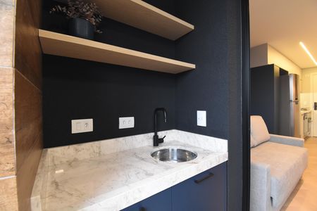 Sacada  de apartamento para alugar com 1 quarto, 43m² em Centro, Curitiba