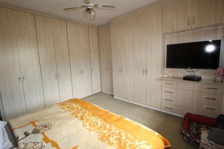 Casa à venda com 3 quartos, 279m² em Vila Curuçá, Santo André
