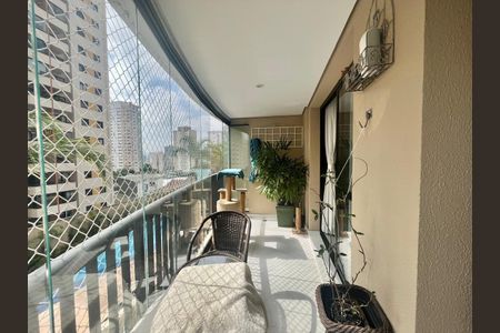 Apartamento à venda com 3 quartos, 143m² em Pompeia, São Paulo