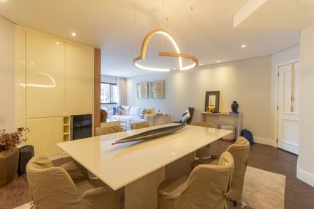 Apartamento à venda com 158m², 3 quartos e 2 vagas