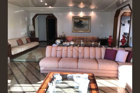 Apartamento à venda com 3 quartos, 269m² em Santa Cecilia, São Paulo