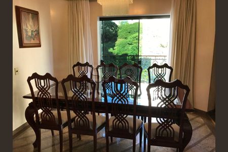 Apartamento à venda com 3 quartos, 269m² em Santa Cecilia, São Paulo