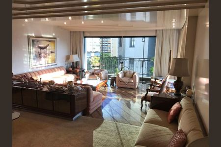 Apartamento à venda com 3 quartos, 269m² em Santa Cecilia, São Paulo