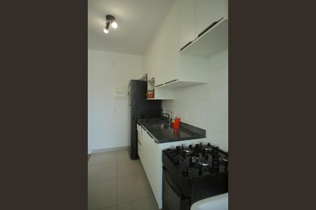 Apartamento à venda com 57m², 2 quartos e 2 vagasCozinha 