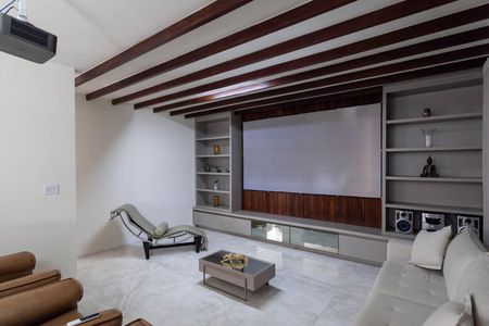 Sala de casa à venda com 6 quartos, 470m² em Bandeirantes (pampulha), Belo Horizonte