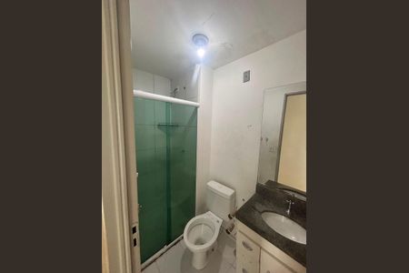Apartamento para alugar com 54m², 2 quartos e sem vaga Apartamento para alugar com 54m², 2 quartos e sem vagaBanheiro social