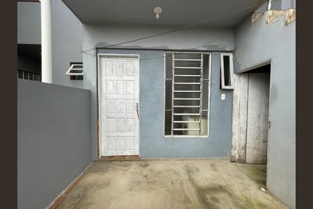 Casa para alugar com 40m², 1 quarto e 1 vaga