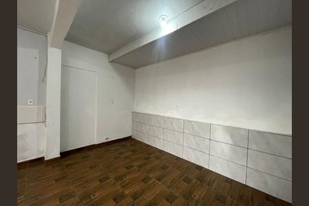 Casa para alugar com 40m², 1 quarto e 1 vaga