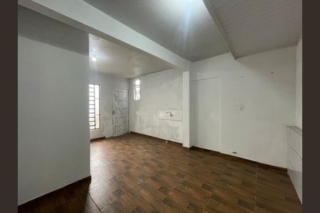 Casa para alugar com 40m², 1 quarto e 1 vaga