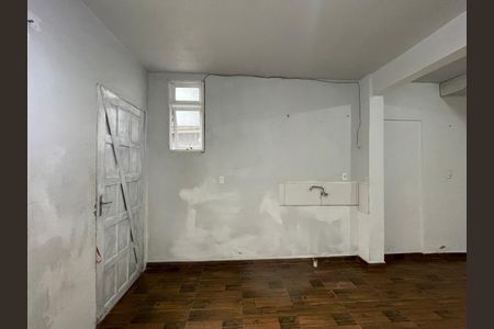 Casa para alugar com 40m², 1 quarto e 1 vaga