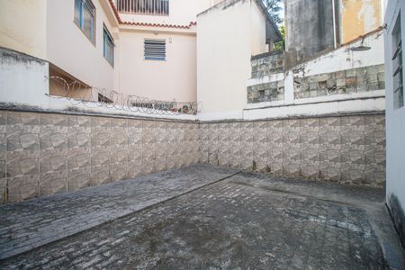 Quintal de casa à venda com 2 quartos, 120m² em Grajaú, Rio de Janeiro