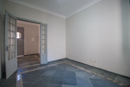 Casa à venda com 120m², 2 quartos e sem vaga Casa à venda com 120m², 2 quartos e sem vagaQuarto 1