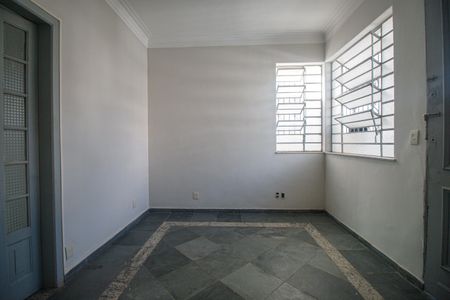 Sala de casa à venda com 2 quartos, 120m² em Grajaú, Rio de Janeiro