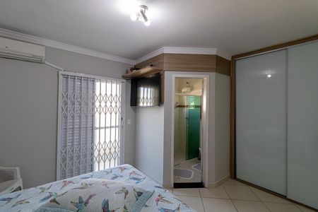 Casa à venda com 120m², 3 quartos e 2 vagas Casa à venda com 120m², 3 quartos e 2 vagasSuíte