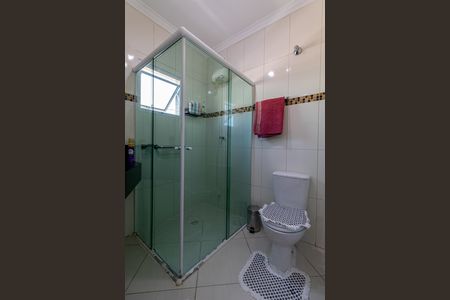 Casa à venda com 120m², 3 quartos e 2 vagas Casa à venda com 120m², 3 quartos e 2 vagasBanheiro Suíte