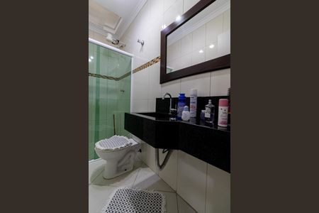 Casa à venda com 120m², 3 quartos e 2 vagas Casa à venda com 120m², 3 quartos e 2 vagasBanheiro
