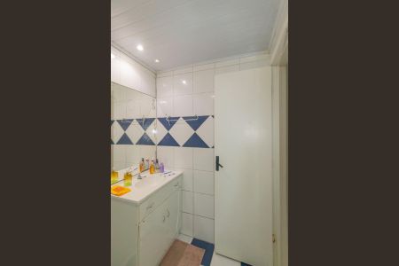 Casa à venda com 300m², 3 quartos e 3 vagas Casa à venda com 300m², 3 quartos e 3 vagasBanheiro