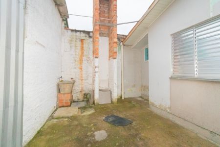 Casa à venda com 300m², 3 quartos e 3 vagas Casa à venda com 300m², 3 quartos e 3 vagasÁrea externa