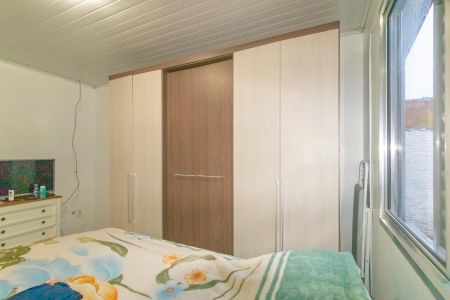 Casa à venda com 300m², 3 quartos e 3 vagas Casa à venda com 300m², 3 quartos e 3 vagasQuarto 1