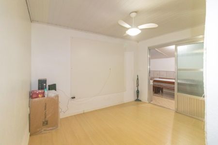 Casa à venda com 300m², 3 quartos e 3 vagas Casa à venda com 300m², 3 quartos e 3 vagasSala 2