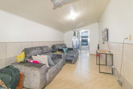 Casa à venda com 300m², 3 quartos e 3 vagas Casa à venda com 300m², 3 quartos e 3 vagasSala