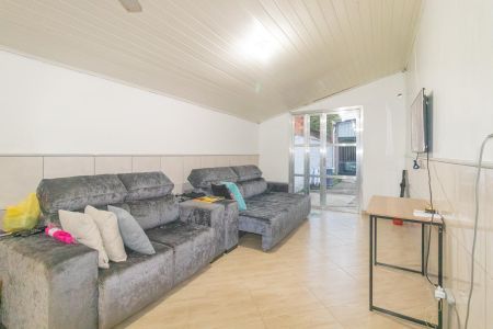 Casa à venda com 300m², 3 quartos e 3 vagas Casa à venda com 300m², 3 quartos e 3 vagasSala