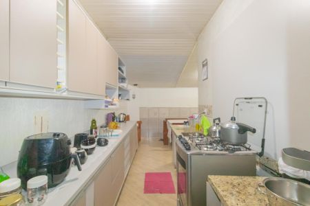 Cozinha de casa à venda com 3 quartos, 300m² em Niterói, Canoas
