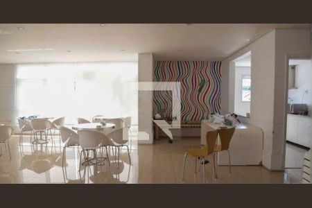 Apartamento à venda com 2 quartos, 60m² em Bussocaba, Osasco