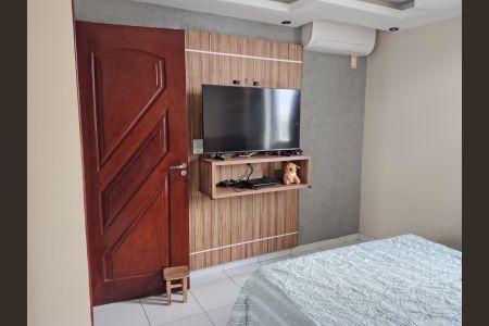 Apartamento para alugar com 708m², 2 quartos e 1 vaga Apartamento para alugar com 708m², 2 quartos e 1 vagaQuarto