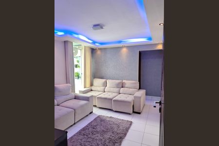 Apartamento para alugar com 708m², 2 quartos e 1 vaga Apartamento para alugar com 708m², 2 quartos e 1 vagaSala